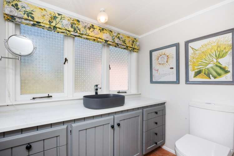 768 Mount Stewart Halcombe Road Halcombe_19