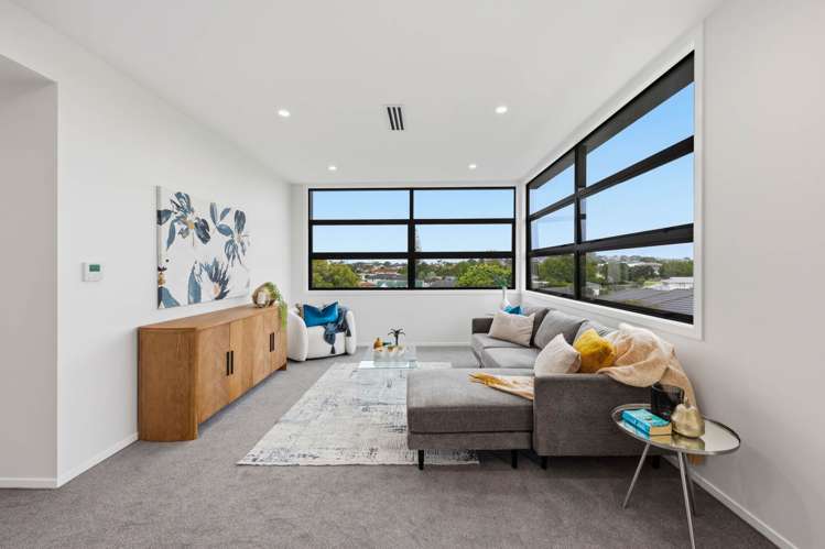 23 Sorrel Crescent Bucklands Beach_12