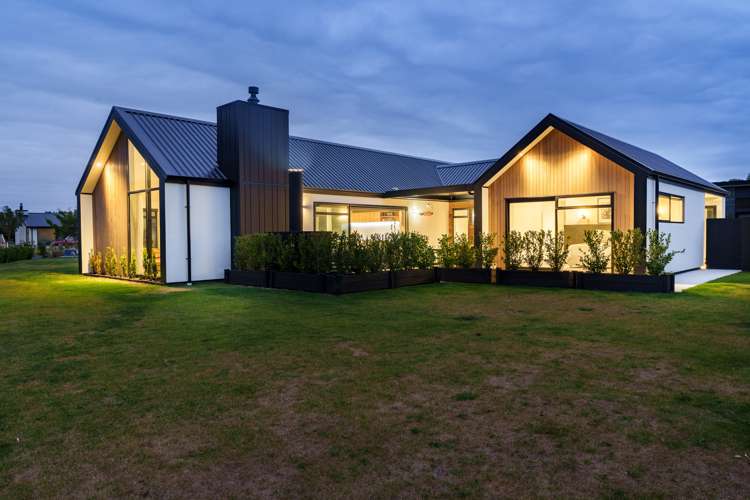 11 Three Kings Court Outram_16