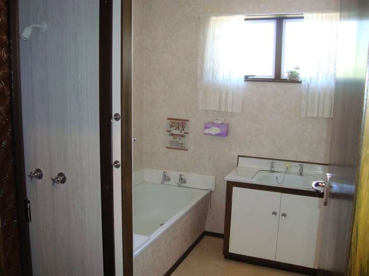 369/69a Yaldhurst Road Sockburn_11