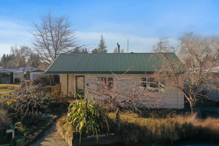 20 Godley Street Twizel_22