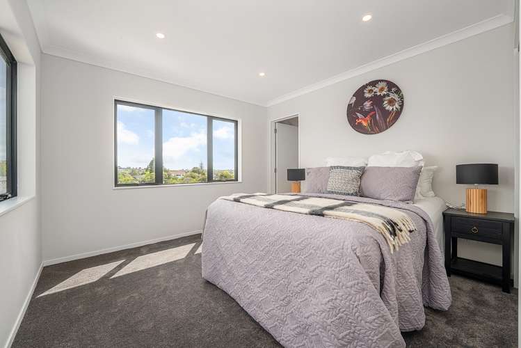 16a Glenmore Road Sunnyhills_9