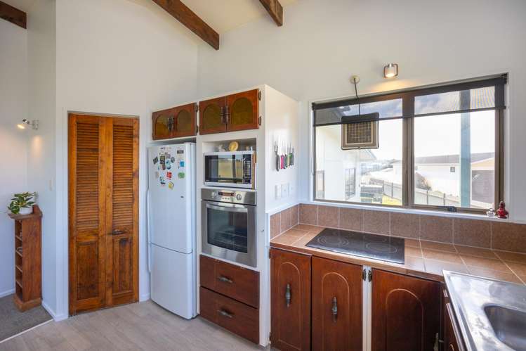 1 Hartley Street Foxton Beach_9