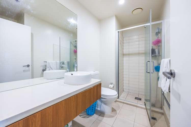 219/4 Dockside Lane Auckland Central_7