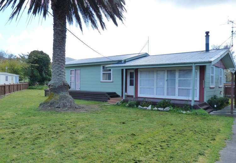 11 Hardie Grove Featherston_0