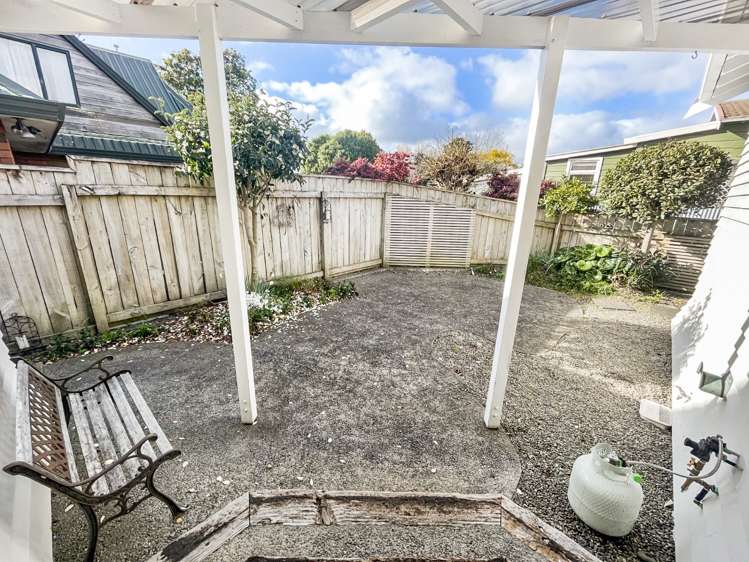 9 Rongopai Street Palmerston North Central_10