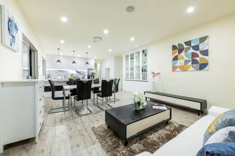 47 Donegal Park Drive Flat Bush_7