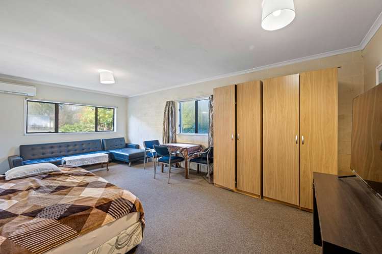 Units 1-3/91 Waikawa Road Picton_5