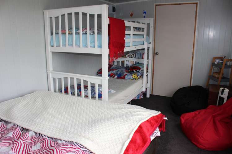 104 Ngaio Drive Matarangi_8