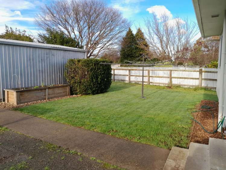 17 Baillie Crescent 10114_1