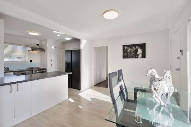 80 Lowry Avenue Redwood_2