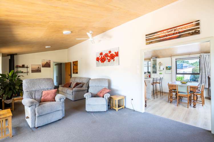 30 Takiroa Street Urenui_15