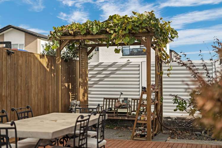 2 Piringa Street Flat Bush_11