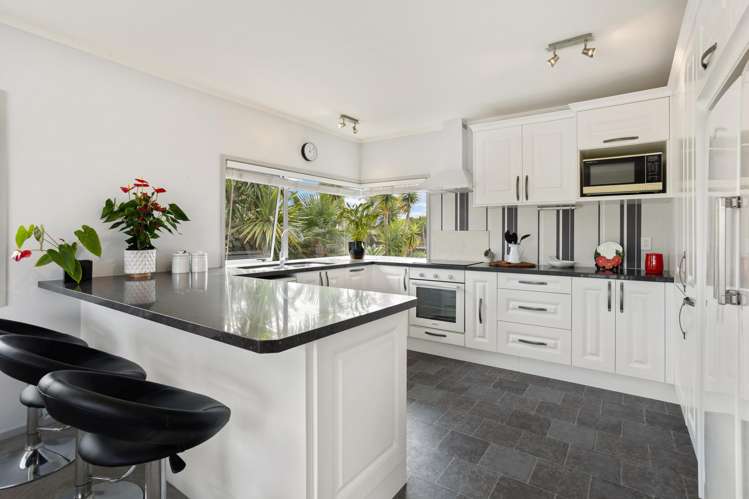 12 Redwings Close Whitianga_1