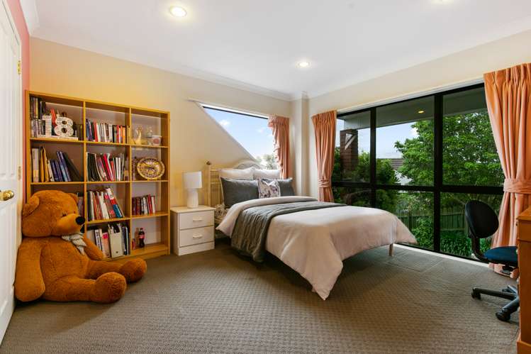 22 Mccahill Views Botany Downs_24