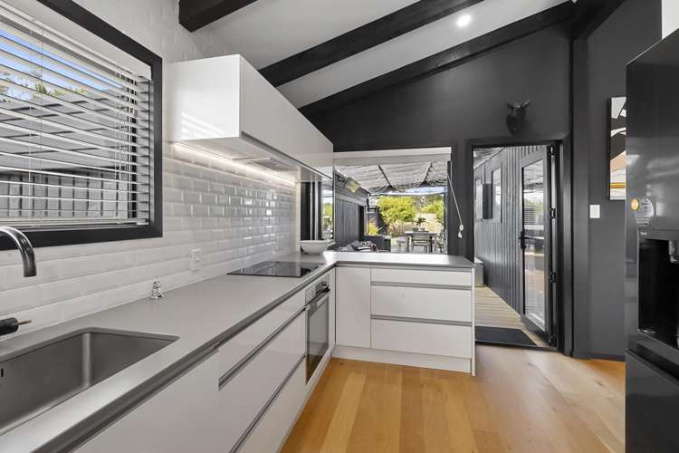 18 Mayfair Place Westown_1