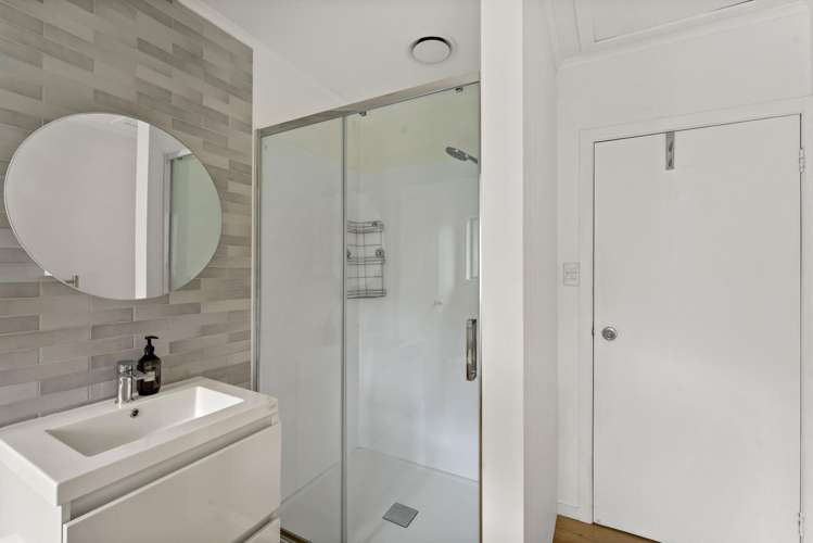 4/26a Mount Smart Road Onehunga_16