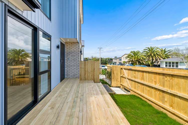 Lots 1 & 2/28 Farnborough Crescent Mangere_10