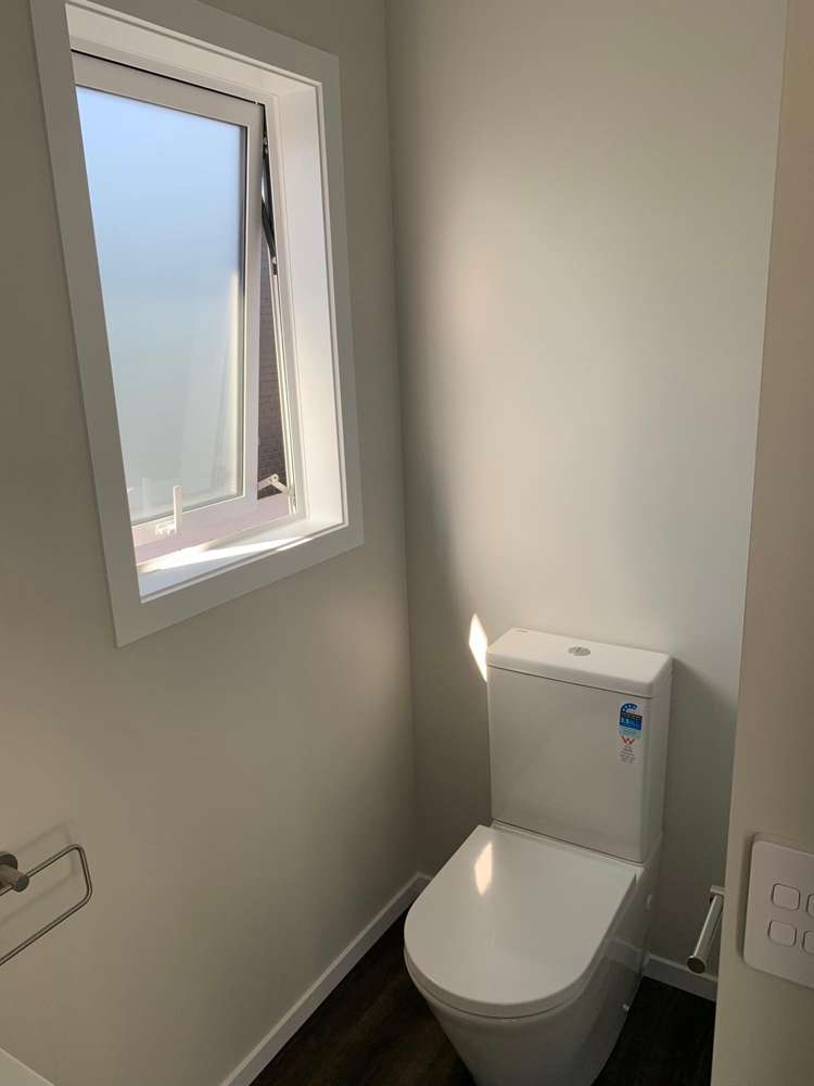  A/19 Marion Street Silverstream_17