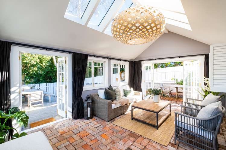 7 Cobden Lane Bluff Hill_12