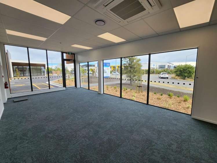 Unit 2, 48 Link Drive Rolleston_9