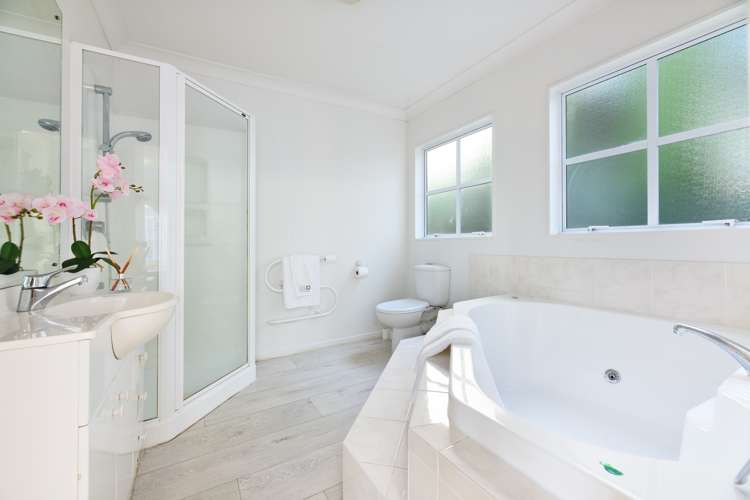 14 Belleaire Court West Harbour_6