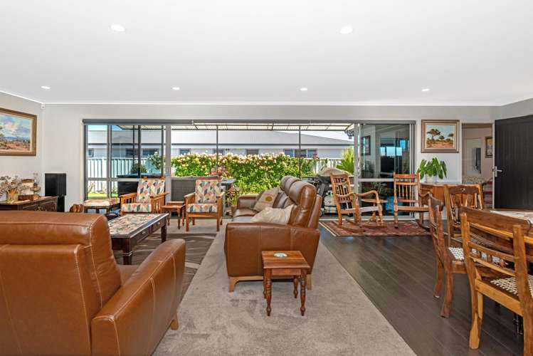 50 Sterling Park Lytton West_2