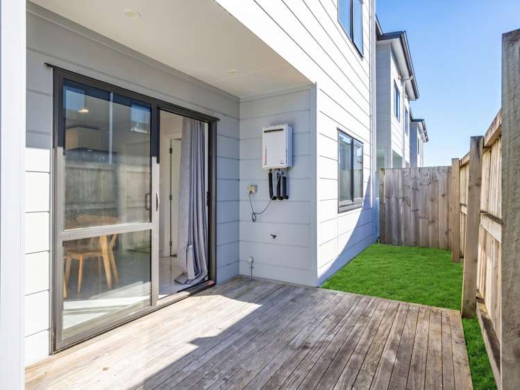 1/105 Knighton Road_1