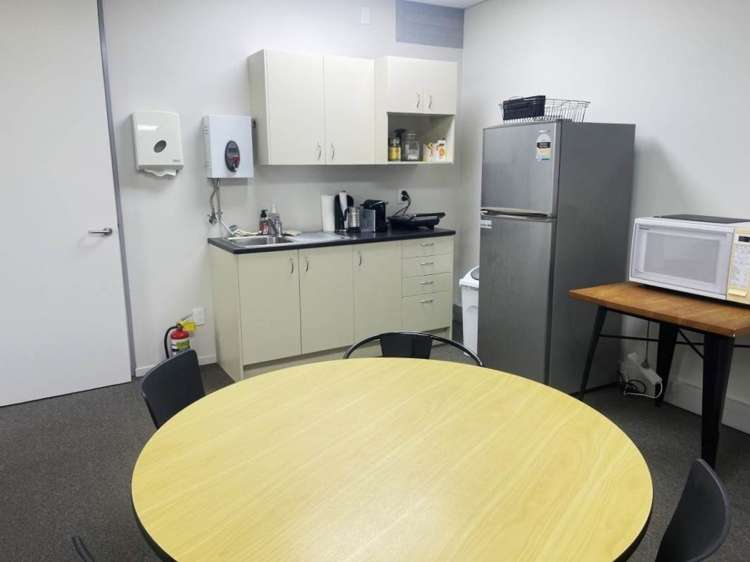 Unit 3/10 Canaveral Drive Rosedale_10