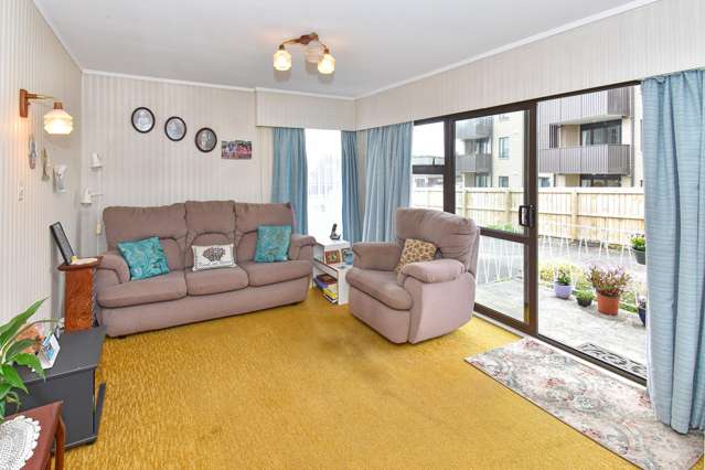 2/24 Alfriston Road Manurewa_1