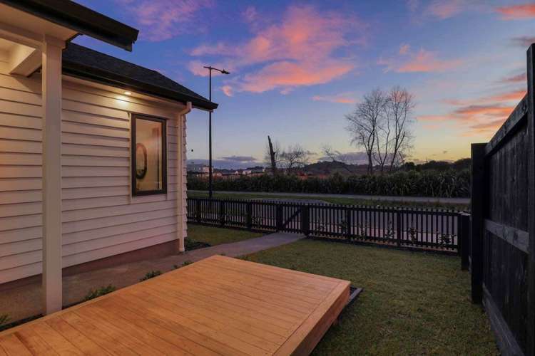 37 Ahutoetoe Road Wainui_1