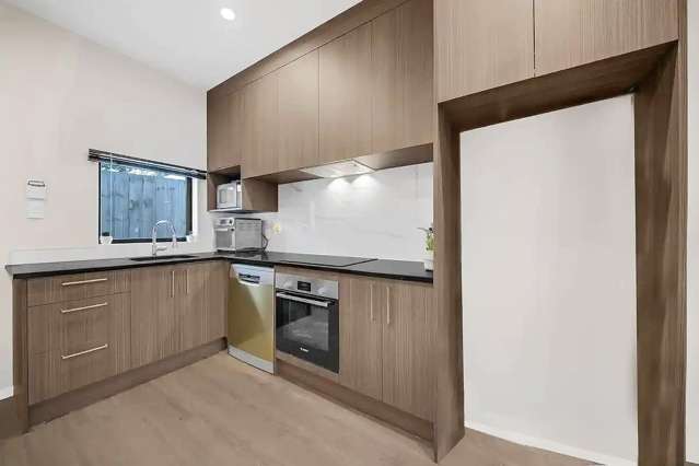5/53 Archibald Road Auckland_3
