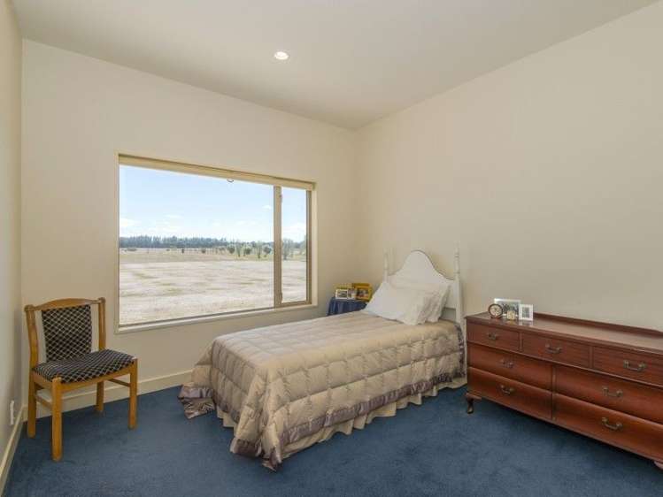 2/1830 West Coast Road Kirwee_13