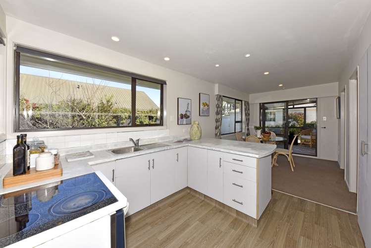 2/23 Broadfell Avenue Avonhead_8