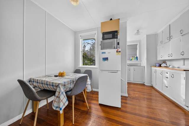 10 Surrey Street Solway_3