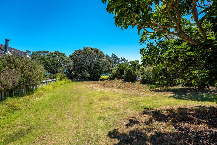 6 Esslin Road Surfdale_9