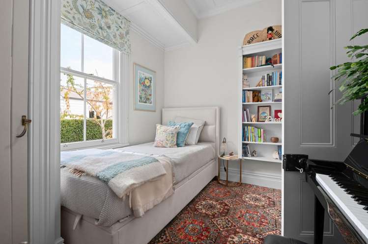 33 Naylor Street Hamilton East_20