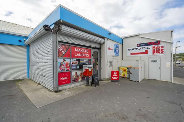 6 Little Waihi Road Maketu_10