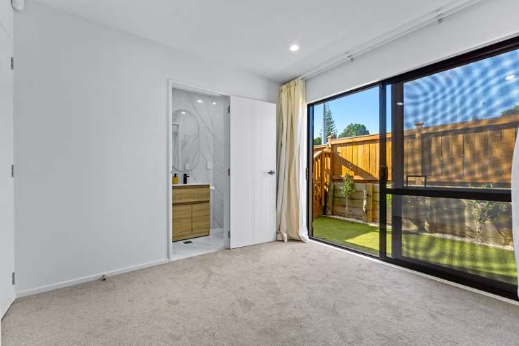 7/27 Carole Crescent Pakuranga Heights_27