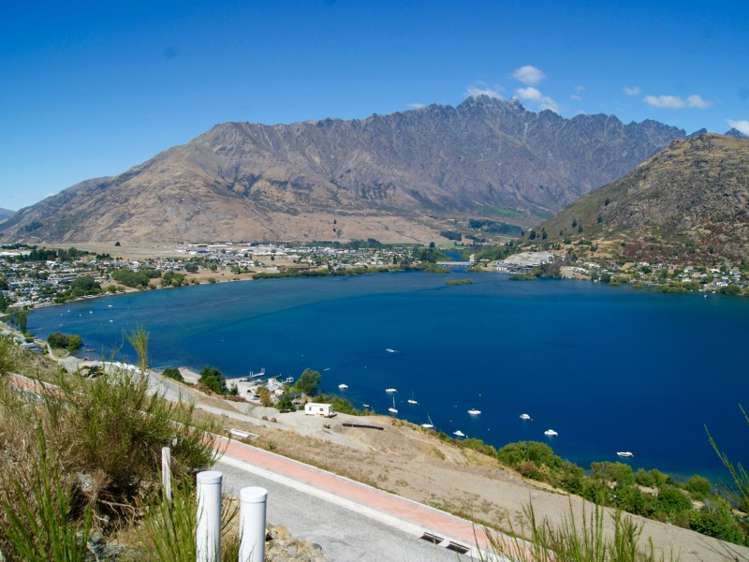 5 Luckie Lane Queenstown Hill_6