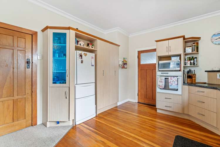 19 Lowe Street Avenal_5