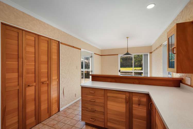 1 Marina Way Athenree_7