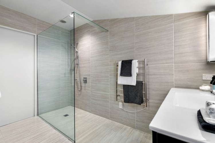 1/19 Channel View Road Campbells Bay_11