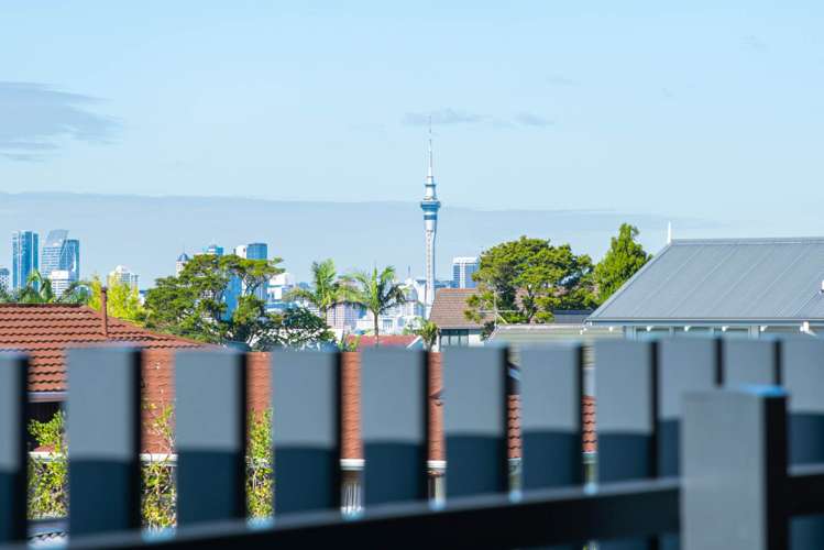 4/128 Onewa Road Northcote_9