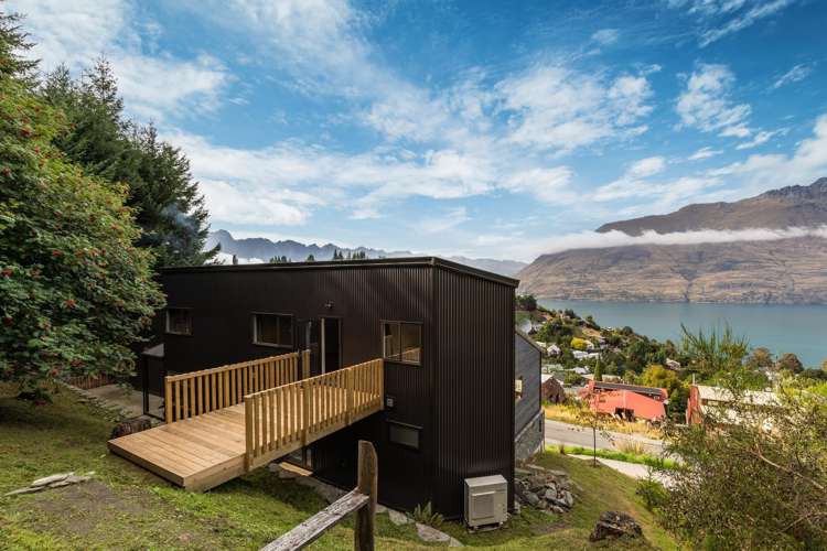 31 Dart Place Fernhill/Sunshine Bay_5