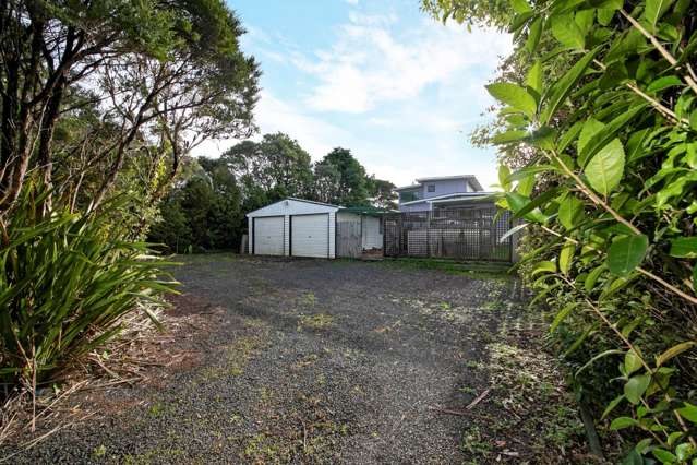 1 Te Ahuahu Road Piha_4