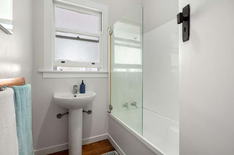 19 Owen Road Inner Kaiti_9