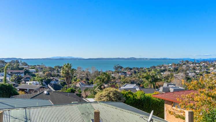 2/14 Haseler Crescent Howick_8