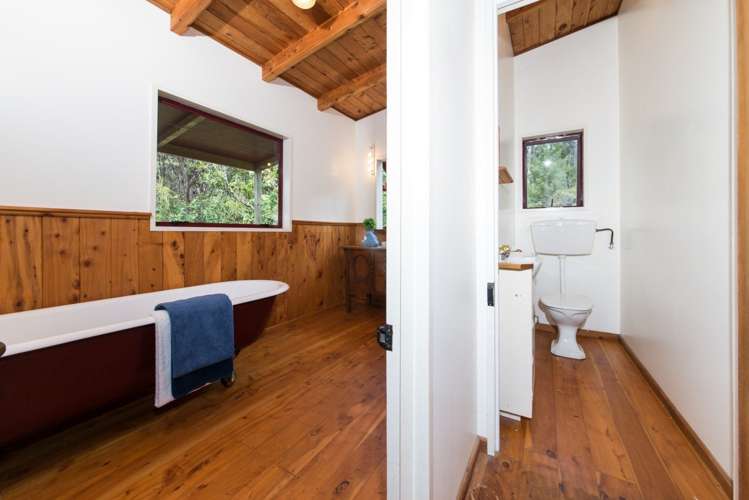 1212a Huia Road Huia_16