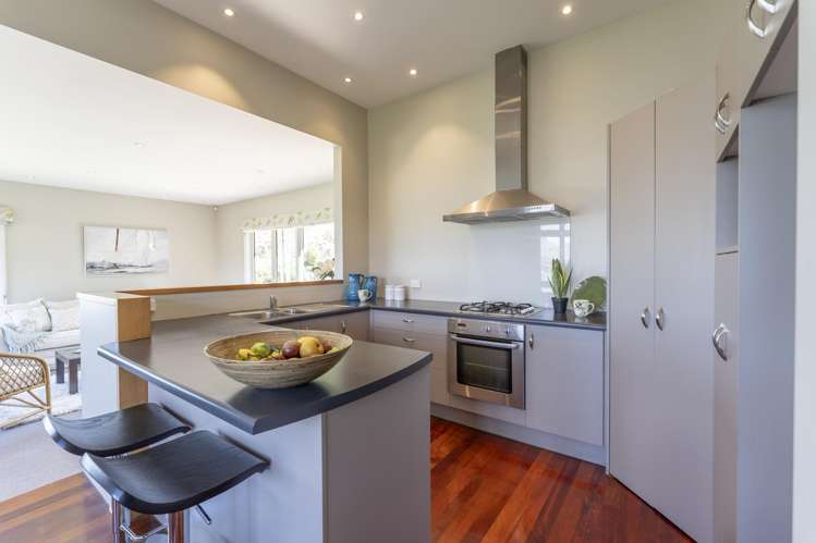 5 Selwyn Road Lyttelton_5